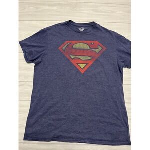 Superman Graphic T-Shirt Distressed Logo Short Sleeve Crew Neck Size L